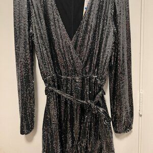 NWT Michael Kors Mirror Dot Sequin Dress in SIlver XL GORGEOUS FLATTERING DRESS!